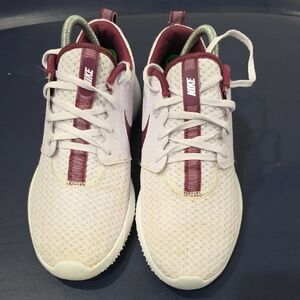 Nike‎ Cream and Burgundy Athletic Shoes